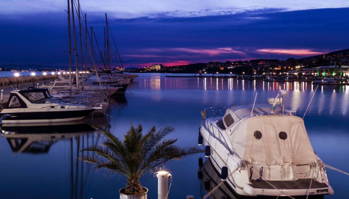 How to Choose the Right Boat for Your Next Adventure