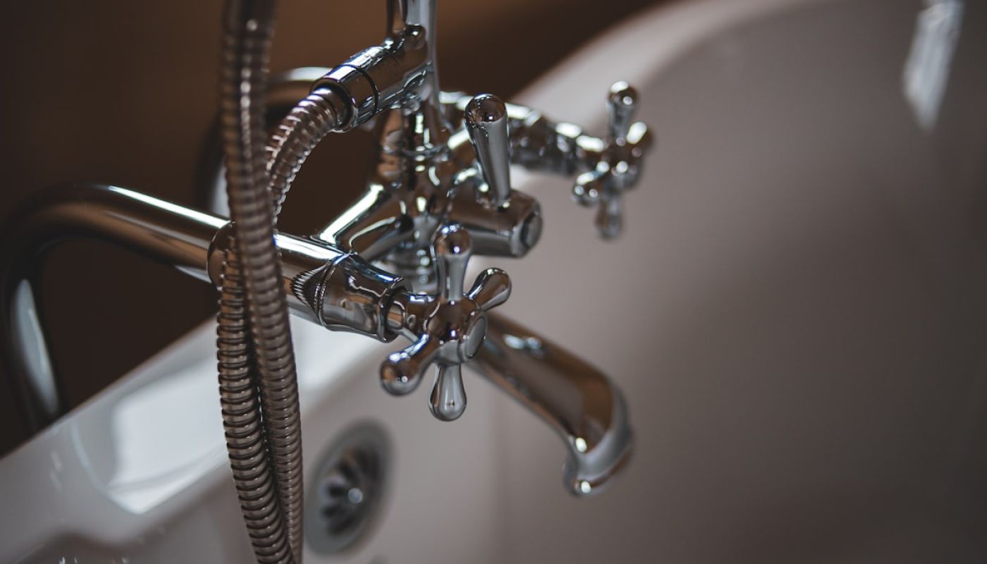 5 Hidden Signs You Need an Emergency Plumber in Melbourne
