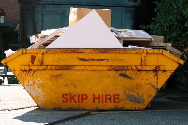 What You Can and Can’t Put in a Skip Bin